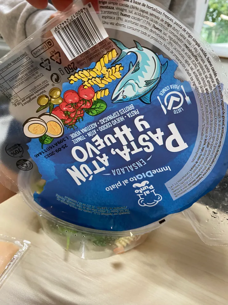 這個鮪魚沙拉還蠻好吃的