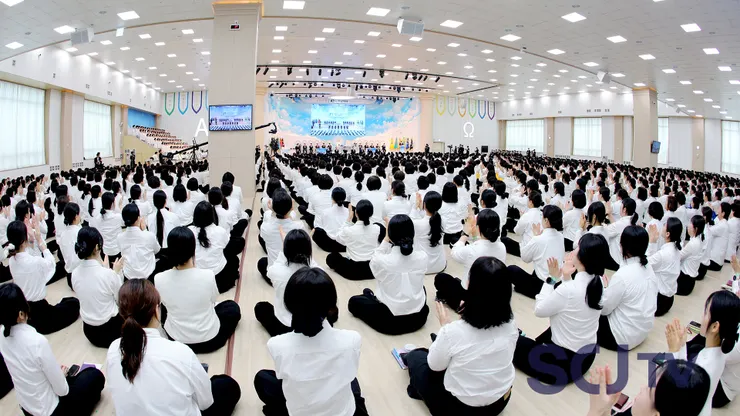 李萬熙總會長在42週年創立紀念日上，再次確立以話語為中心的信仰原則。