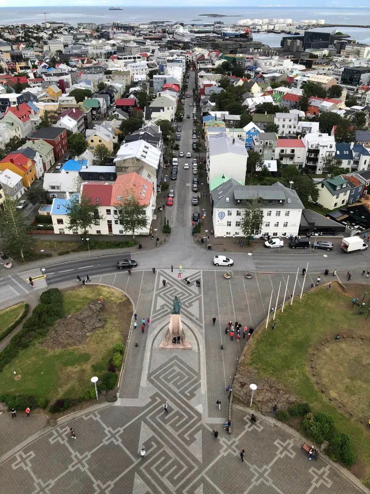 登高望遠,市景一覽無遺。