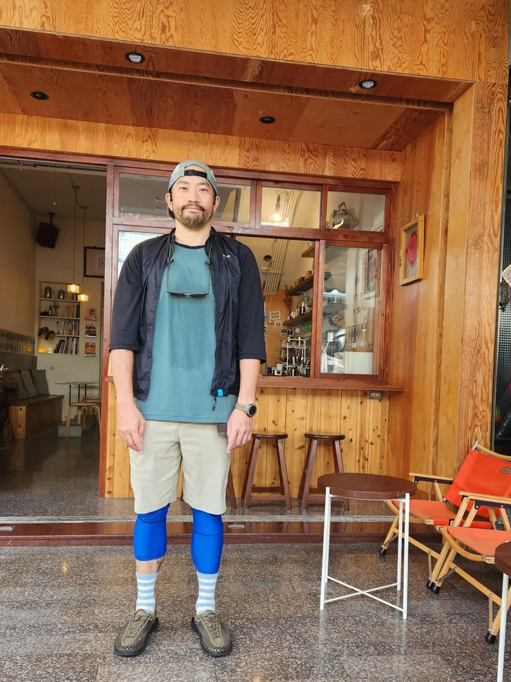 請老闆的家長幫我拍照，這張看起來感覺很高。