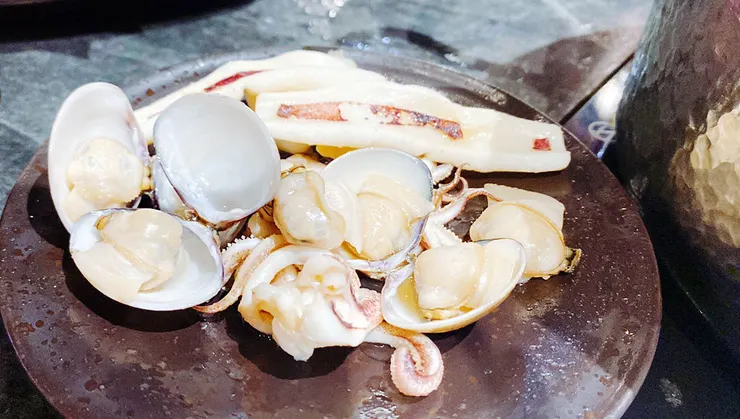 【武鶴和牛火鍋-吉林總店】A5和牛吃到飽、鱈場蟹腳吃到飽,送波士頓龍蝦│台北火鍋吃到飽推薦