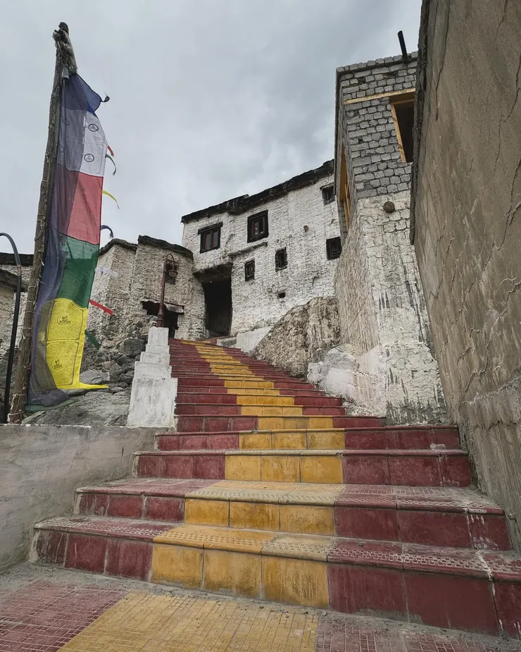 Distik Monastery寺廟入口