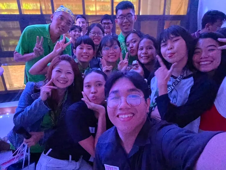 夜店實習課與同學合照