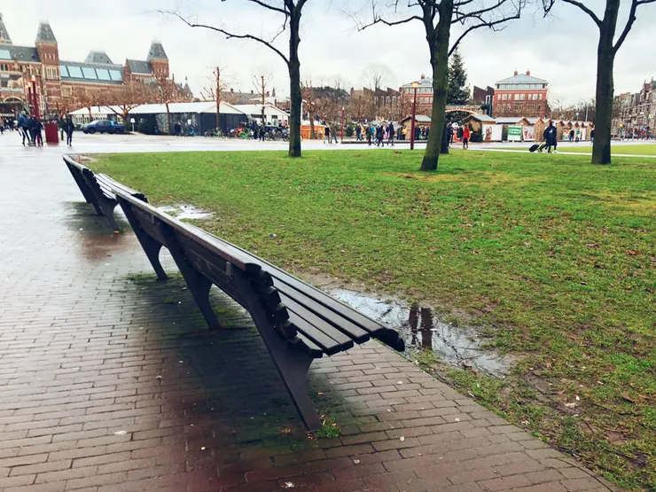 神聖的長椅 | 攝影：Lillian Chen