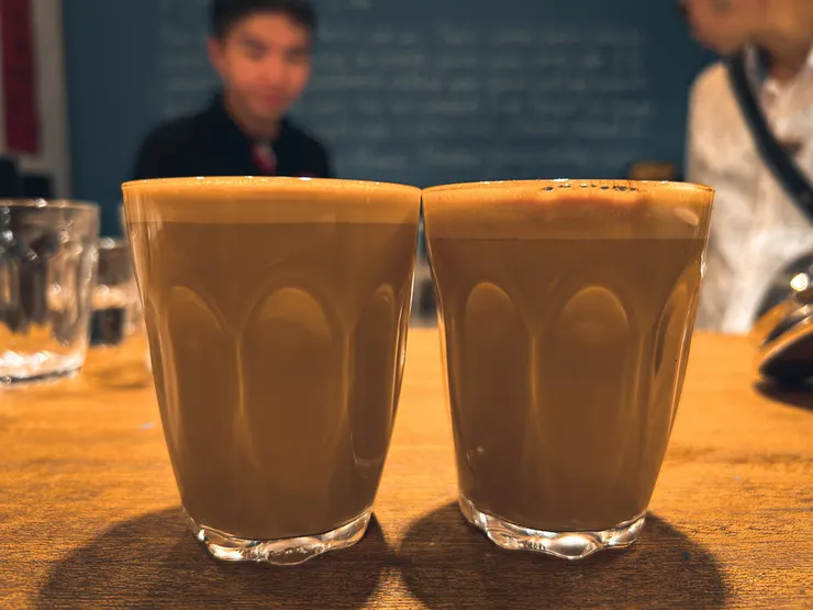 對拉花來說,奶泡的厚度和品質非常重要