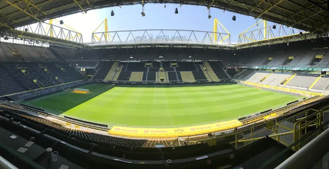 【德國旅遊】球場參觀(1) 多特蒙德(Borussia Dortmund)主場Signal Iduna Park不專業球迷參觀心得