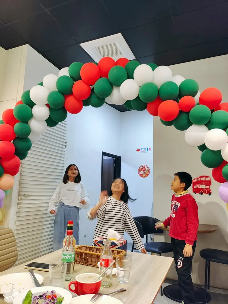 在醬醬披薩的慶生趴踢！台南手工披薩/生日親子餐廳推薦│窯烤披