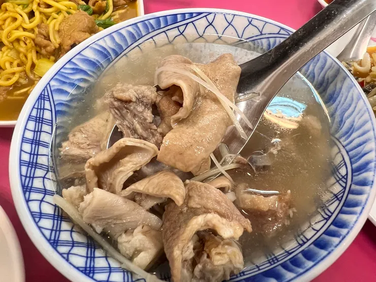 牛雜湯-湯頭鮮甜