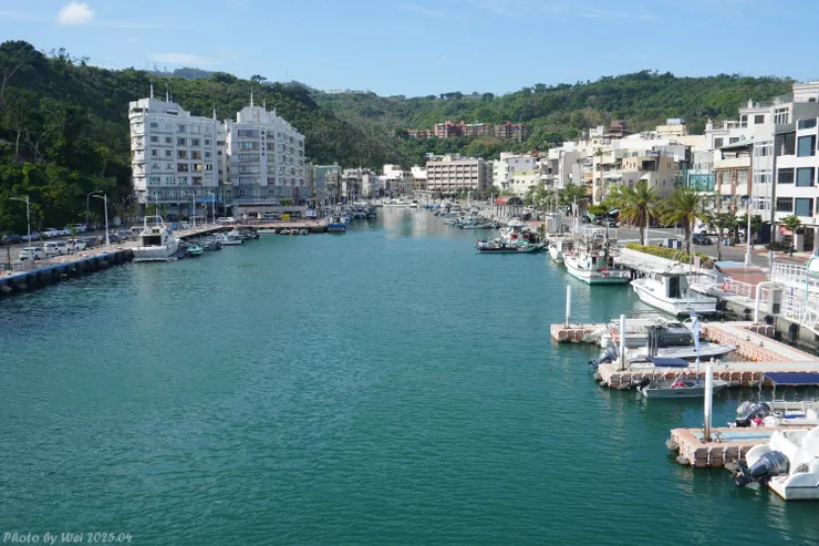 一號船渠景觀橋上的愜意風景