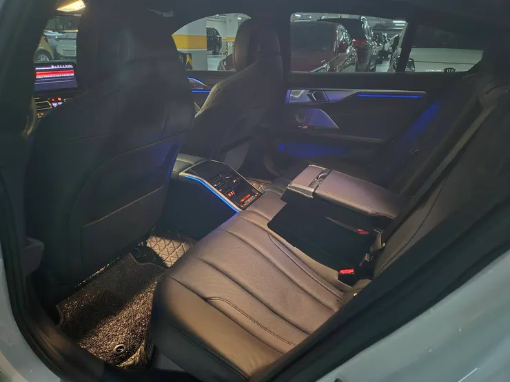 BMW M850i Gran Coupe韓規外匯車