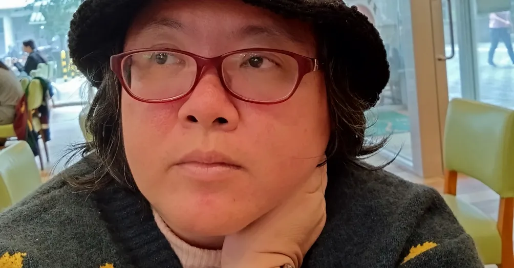 港姐吳宜潔的文學沙龍譯真軒