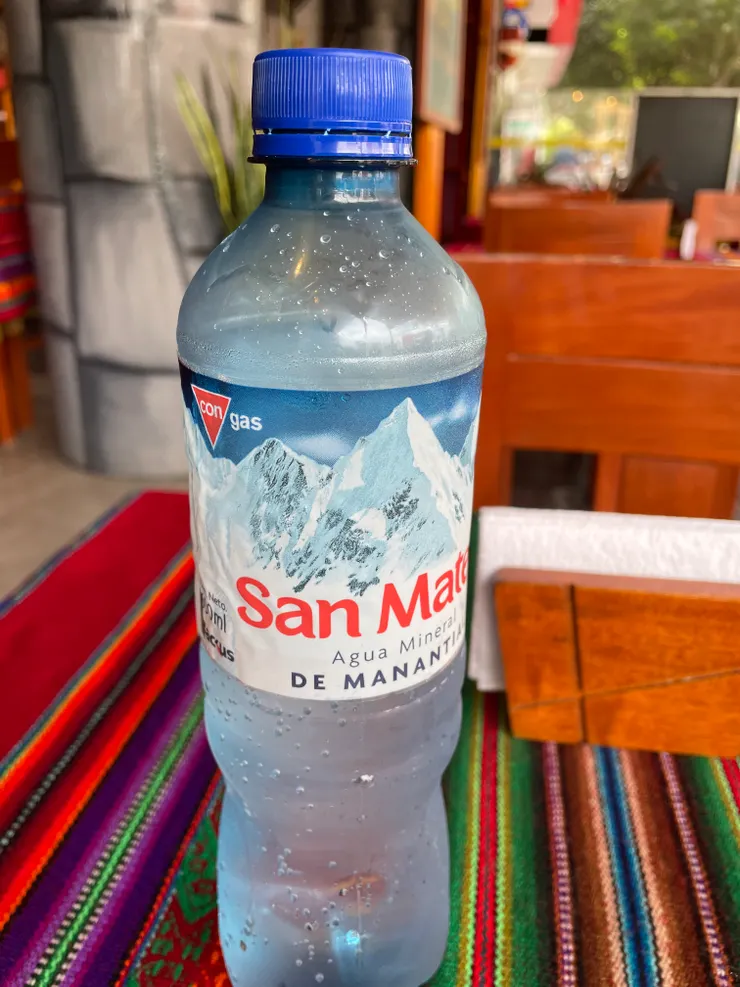 買水的時候可以留意小標示，是SIN or CON