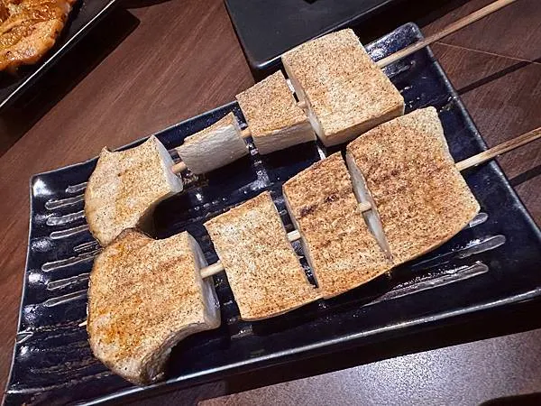 【士林美食】大村武串燒居酒屋-路邊的日式恣意小角落。士林美食