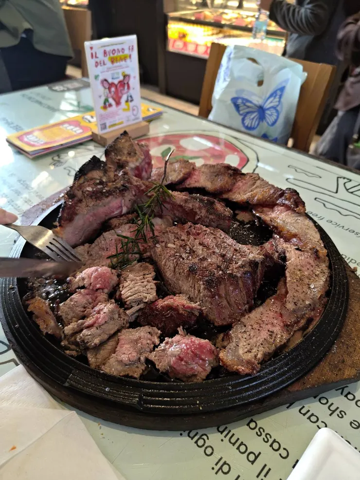 帶骨牛排 (佛羅倫斯中央市場)