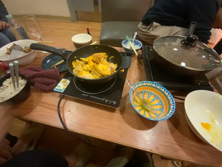 大家都是窮書生，總不能天天吃火鍋吧