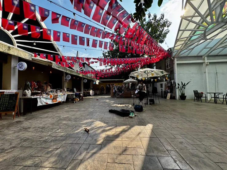 癮食聖堂Poppy church / Photo by 甜甜錁Zero 