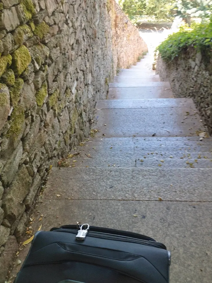 沒想到幾步樓梯可以讓我累成這樣XD