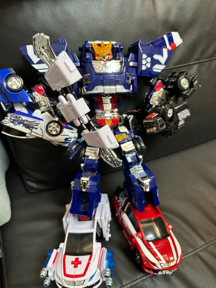 暴風重裝巨人合體