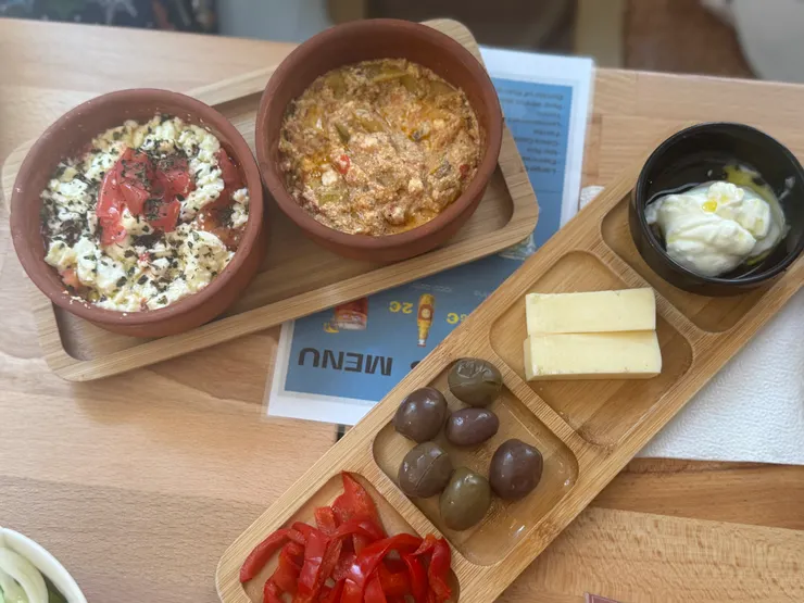 阿國傳統飲食裡面有很多這種起司糊糊