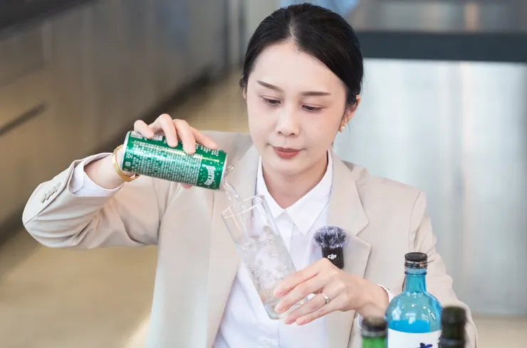 課堂上不只品飲八款日本酒,也分享基礎餐搭