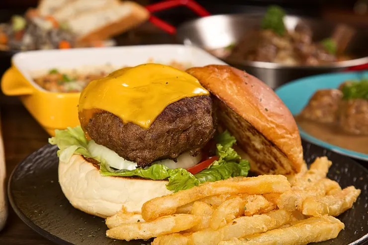 明州熔岩起司牛肉堡 (Juicy Lucy)