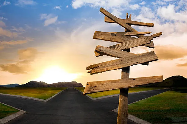 不同方向,來源:istockphoto