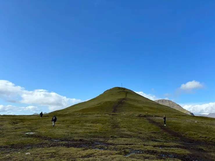 非常原始，沒有步道