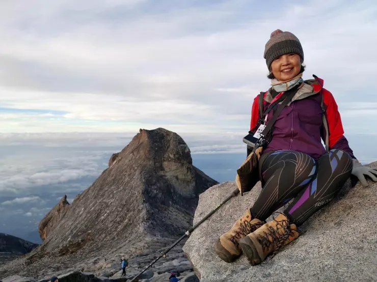 和聖約翰峰合影