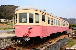 圓形的車頭是當時流行的流線形設計(圖為片上鐵道キハ702)