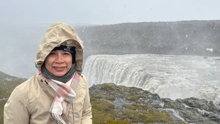 在黛提瀑布拍的狼狽照