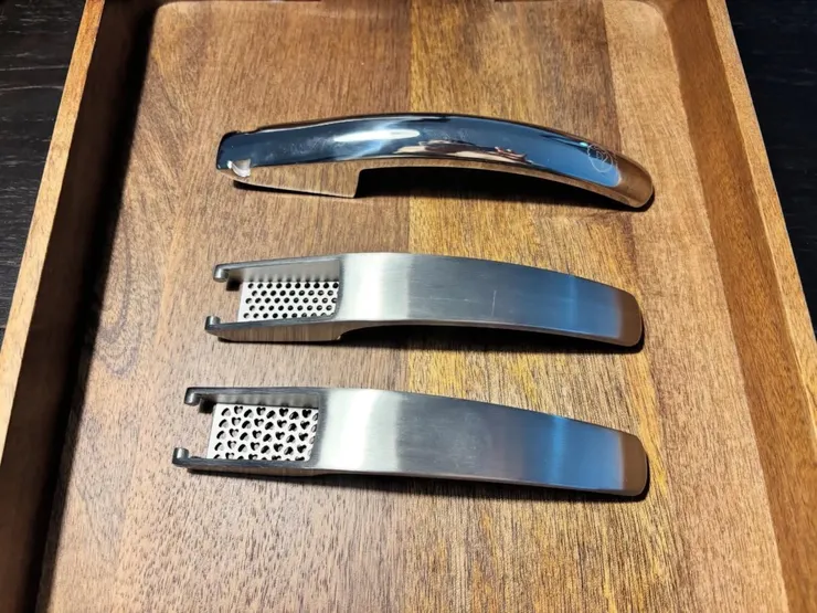 買了多一個可以壓薑泥的愛心洞洞套組