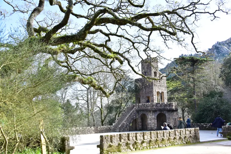 莊園內多處這樣的小碉堡。