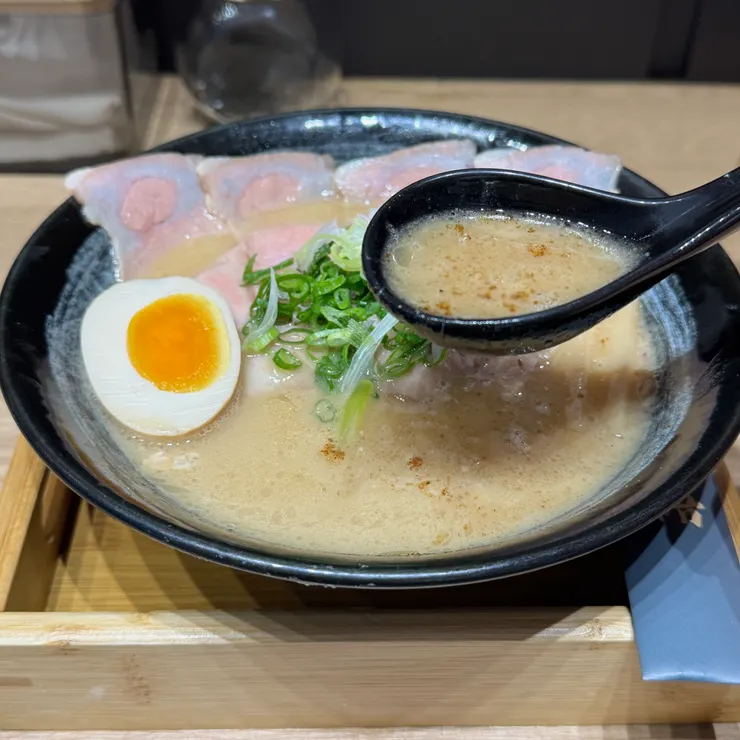 豚骨拉麵／小麥麵