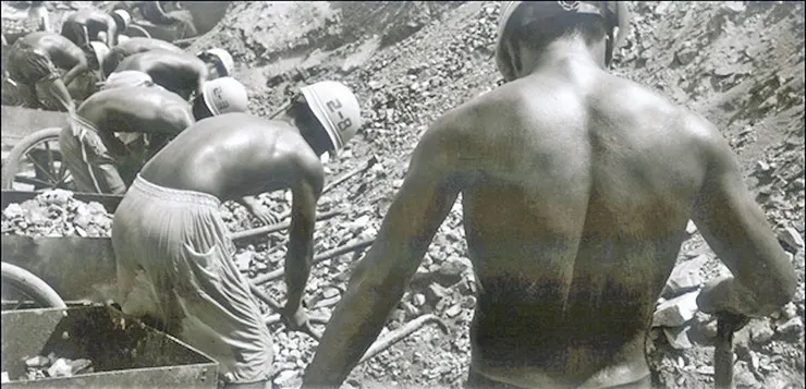 勞改不是夏令營  圖片來源：https://laogairesearch.org/museum/forced-labor/?utm_source=chatgpt.com