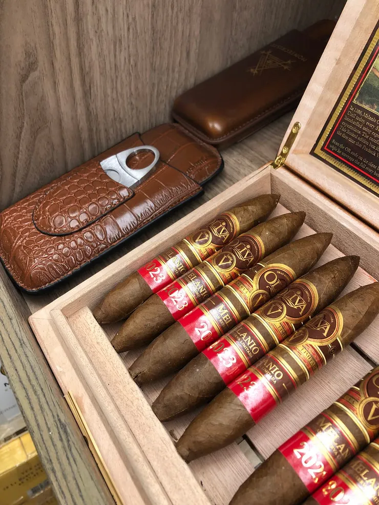 Oliva Serie V 2023紀念版雪茄