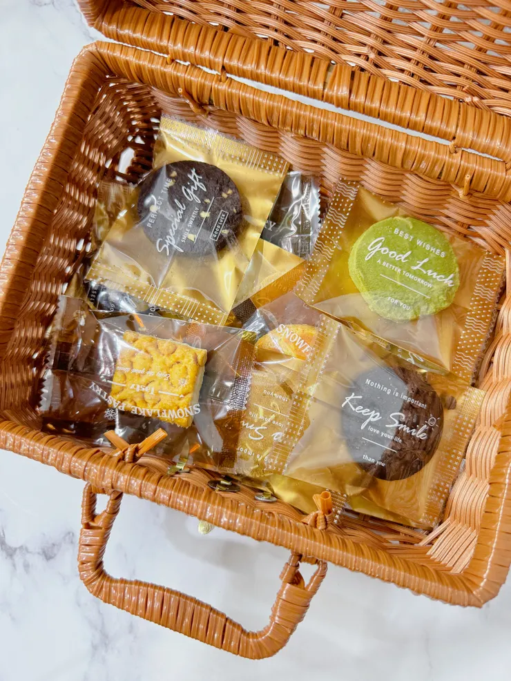 左下角是奶油派口味，外面很少見！