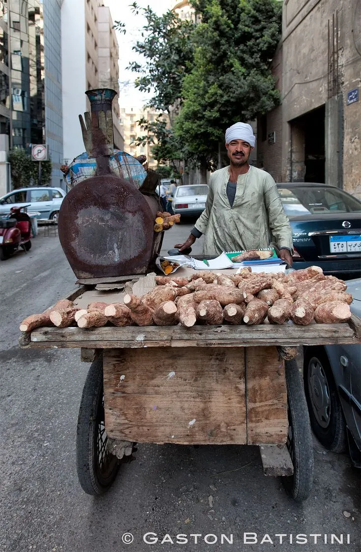 埃及街頭地瓜攤商