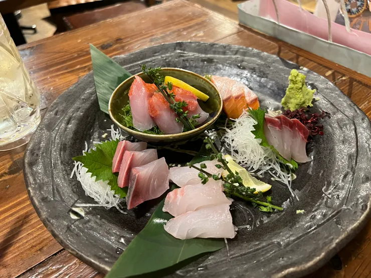 二次會的生魚片。