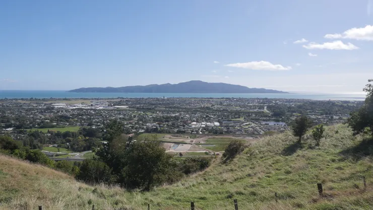 對於Kaipiti島的認識是來自於同品牌名冰淇淋，Logo就是這座島的復刻。