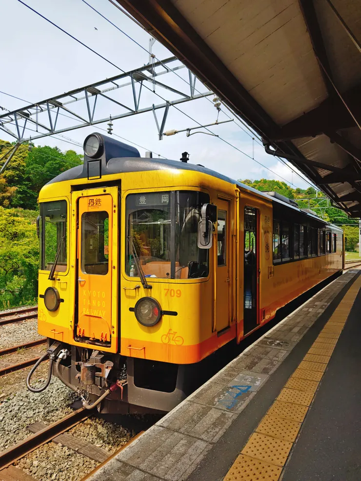 僅有一截車廂的丹鉄列車