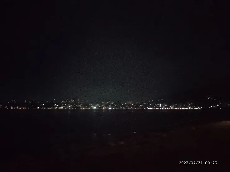 八里左岸海邊夜景