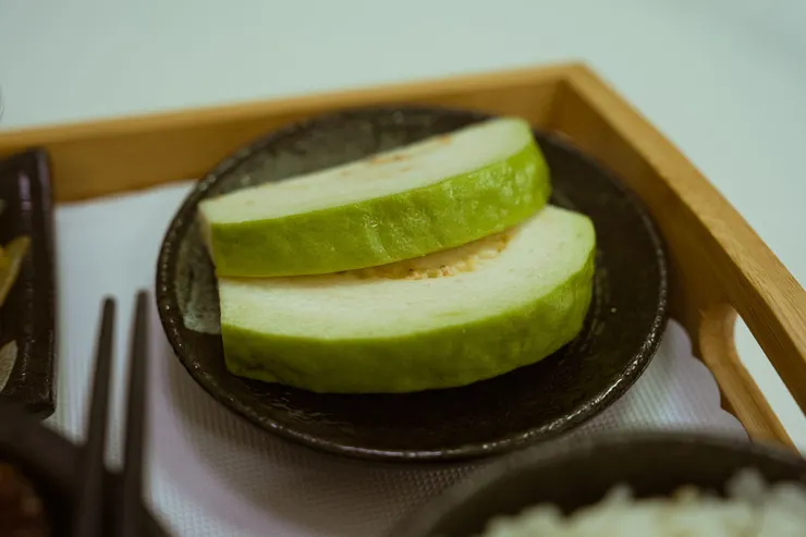 台東美食推薦❤️／小時候廚房的「家傳秘製滷肉」好好吃：你快看那五花肉潤澤油光 #祝福花東🇹🇼 #簡餐推薦 #五花肉 #滷肉 #台東獨旅