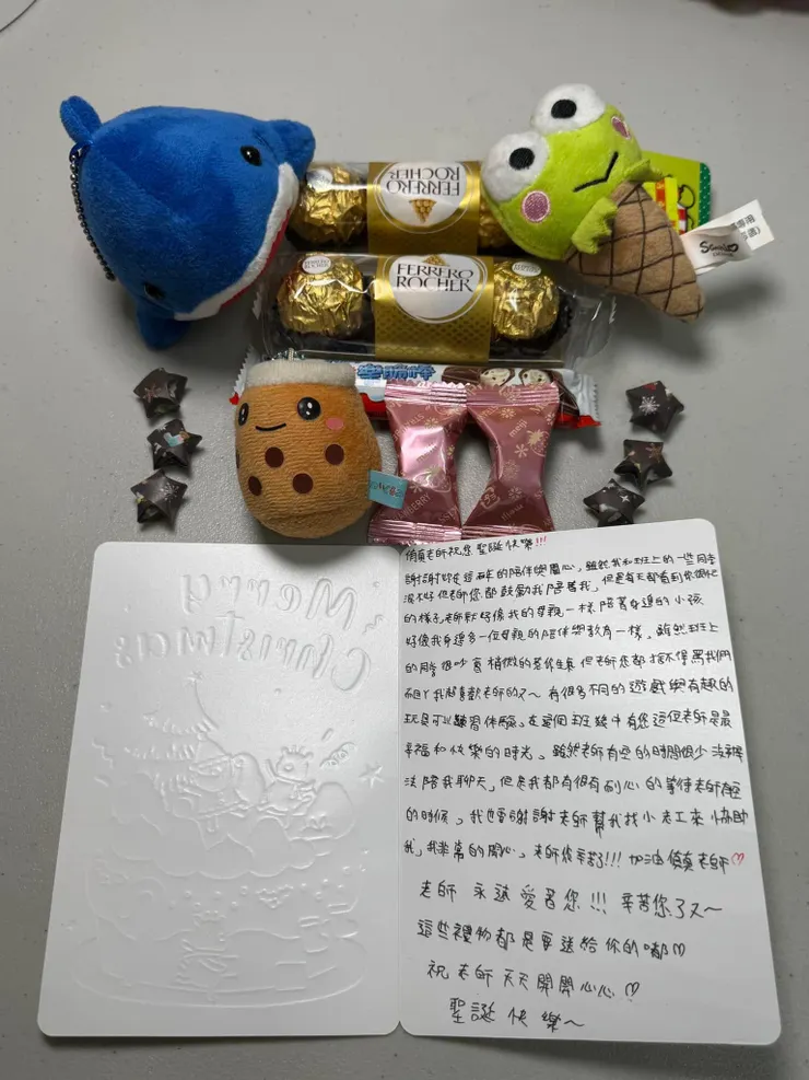 班上一位小女生的厚愛，我獲得到滿滿的祝福❤️