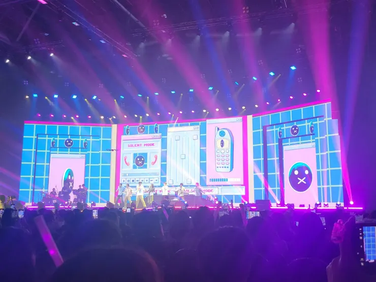 ↑雖然這組嘉賓我不太熟悉，但整體的視覺效果真的很棒