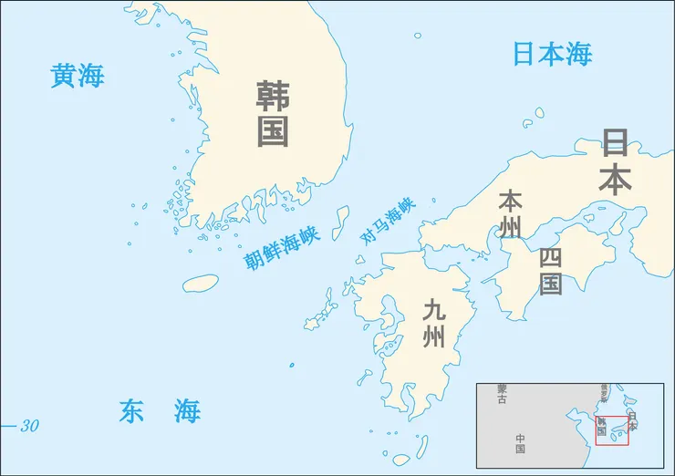 僅距日本50.4公里的對馬海峽（Tsushima Strait）為朝鮮海峽（Korea Strait）的東水道。(from wiki)