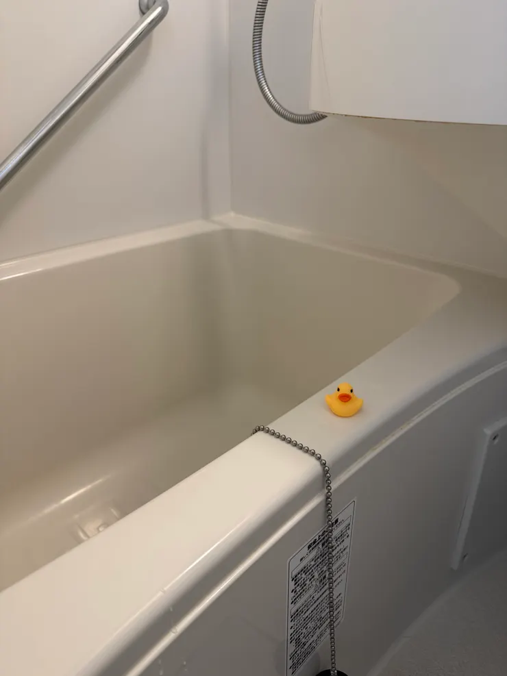 住宿浴室有隻鴨子超可愛