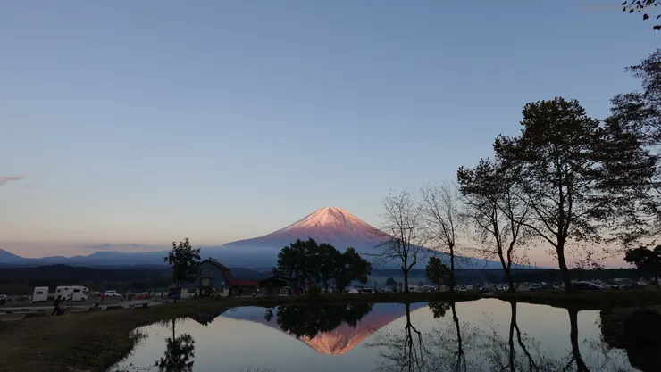 美得不可思議的逆富士