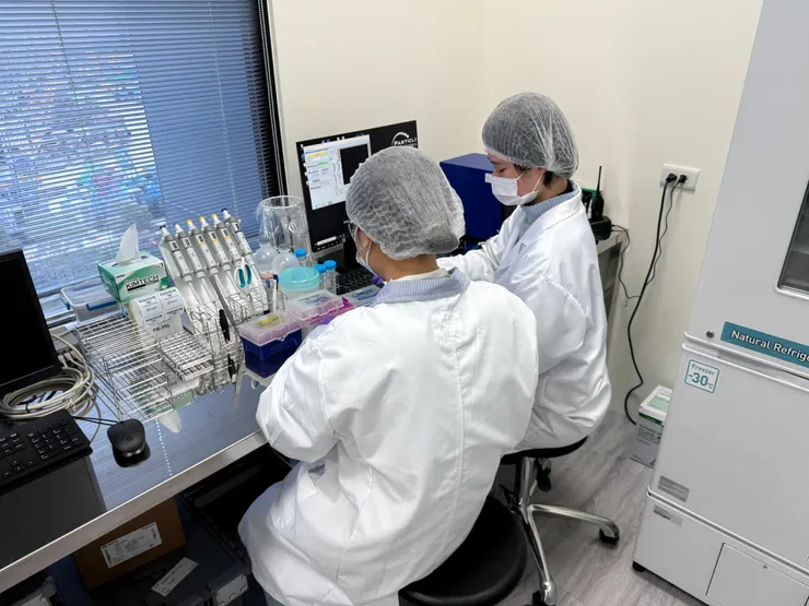 圖說:再生醫療雙法將上路!專家直言,未來如何加速產業化進程,成為法規到位後的下一個核心課題。(資料來源:亞家生技)