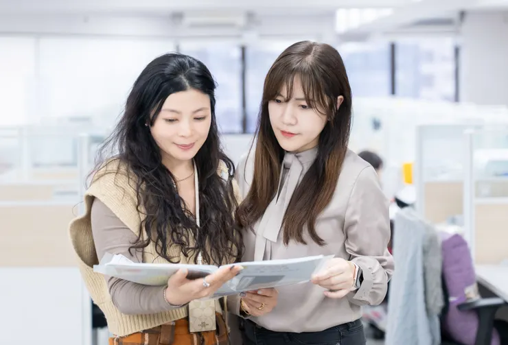 康成志業透過系統化培育制度，協助電銷新人在高度不確定的市場中，放下自我、確實執行，穩健累積百萬績效。(圖/康成志業提供)