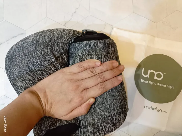 交叉手臂式-壓出多餘的空氣